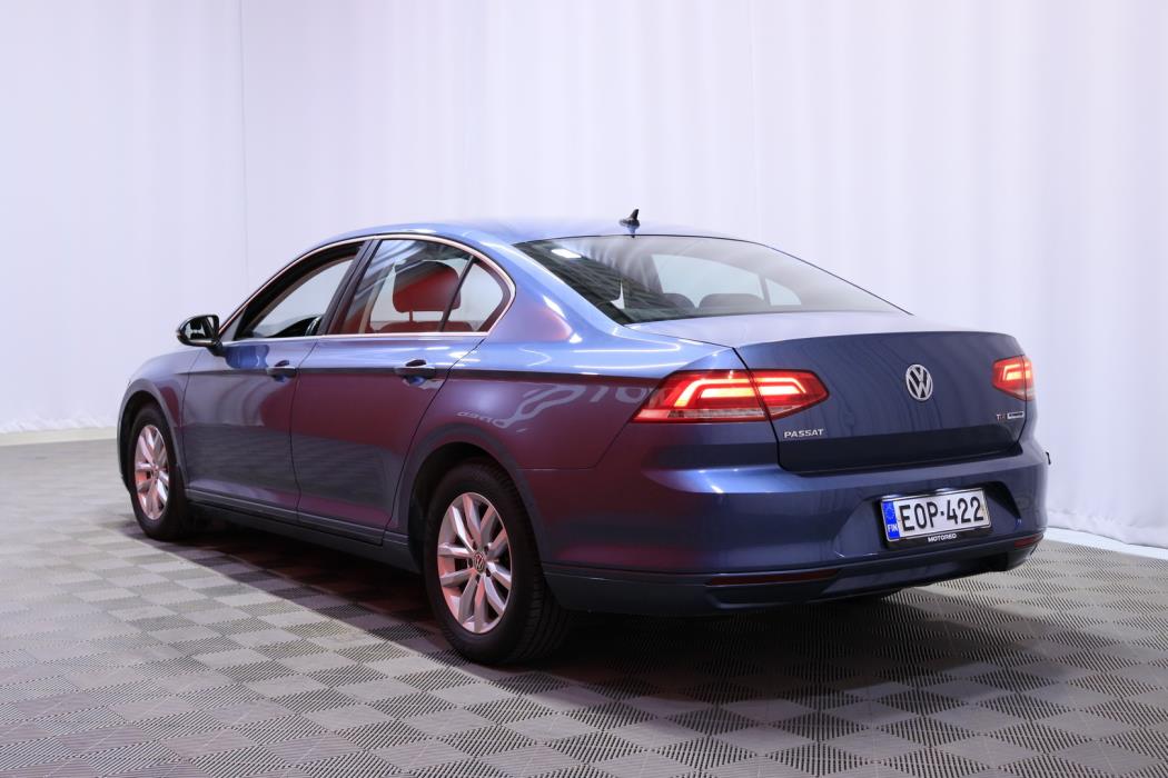 VOLKSWAGEN Passat 2017