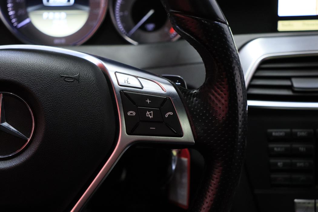 MERCEDES-BENZ C 2011