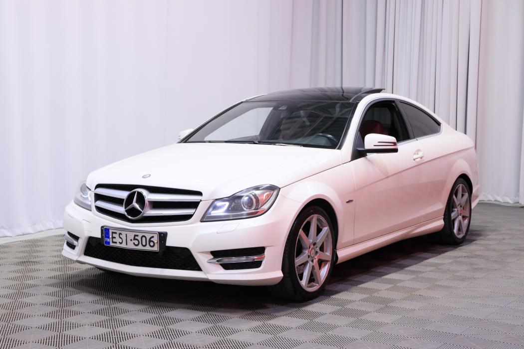 MERCEDES-BENZ C 2011