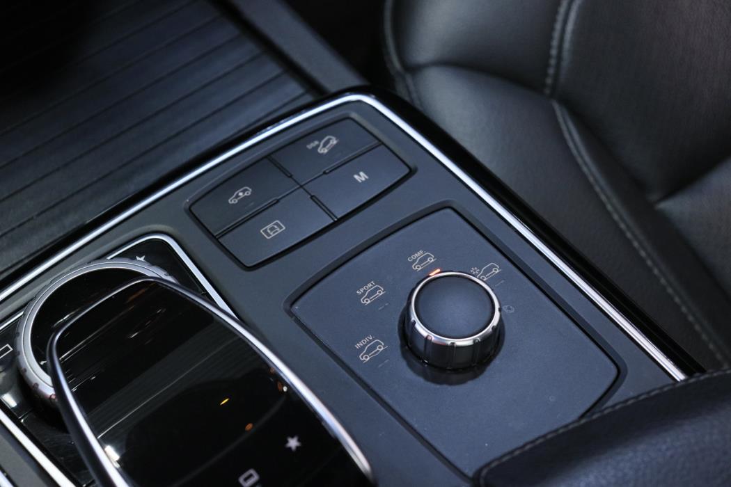 MERCEDES-BENZ GLE 2016