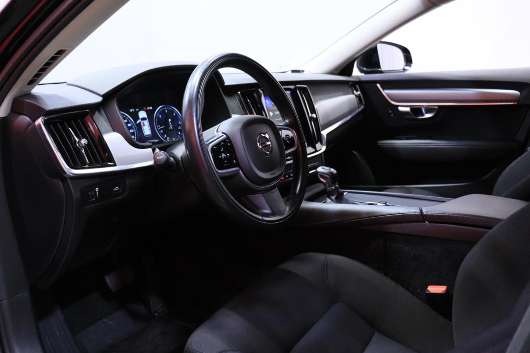 VOLVO V90 2019
