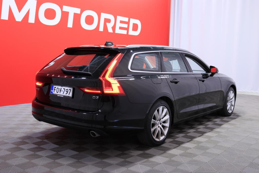 VOLVO V90 2019