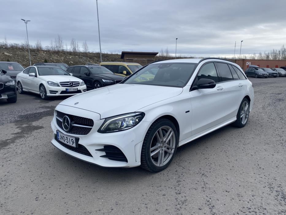 MERCEDES-BENZ C 2020