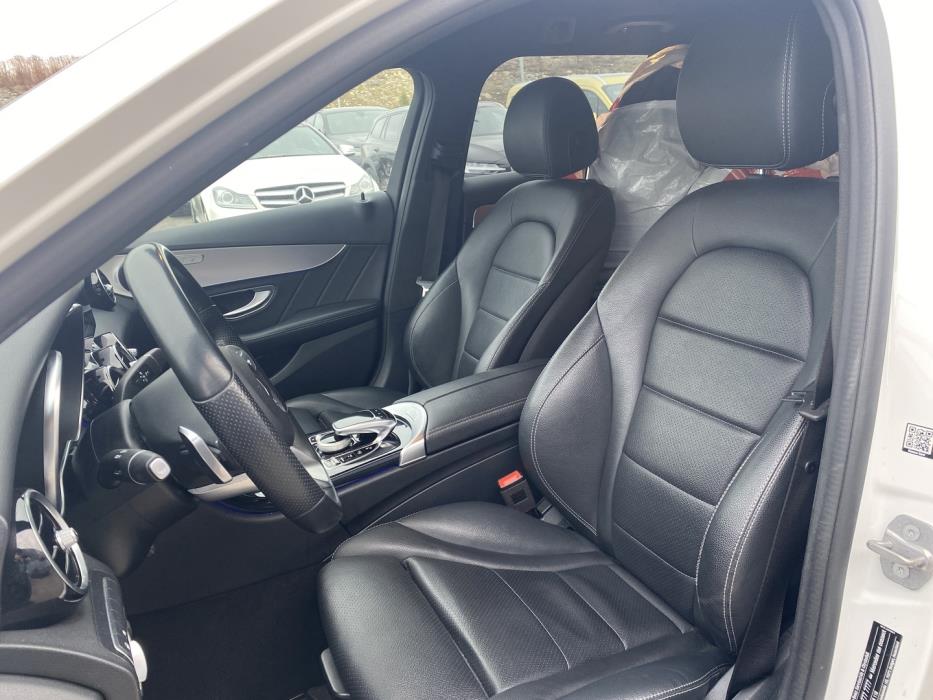 MERCEDES-BENZ C 2020