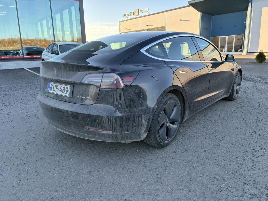TESLA Model 3 2019