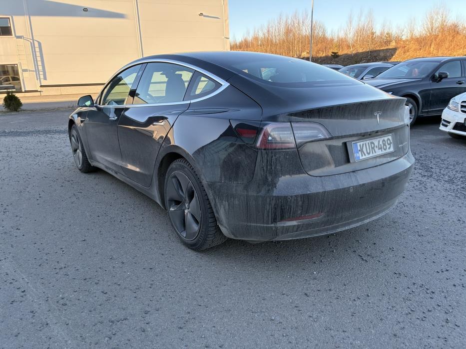 TESLA Model 3 2019