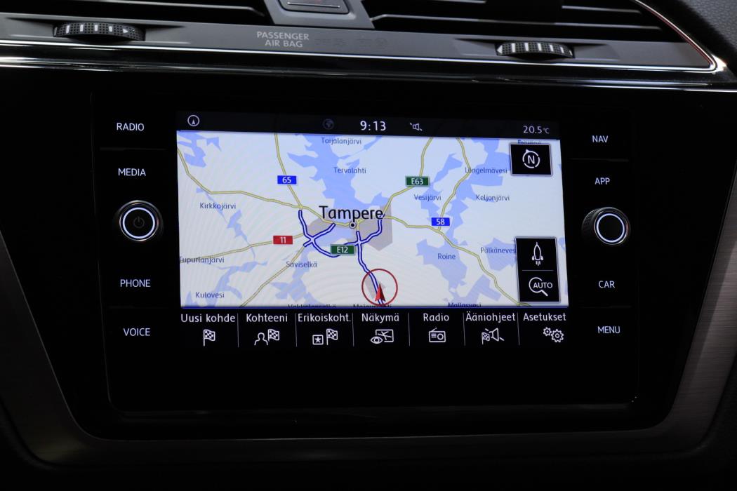 VOLKSWAGEN Touran 2018