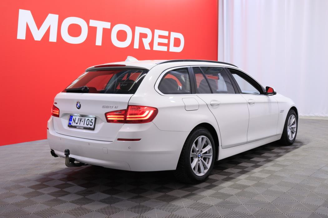 BMW 520 2015