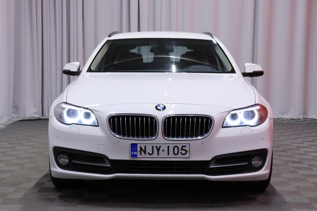 BMW 520 2015