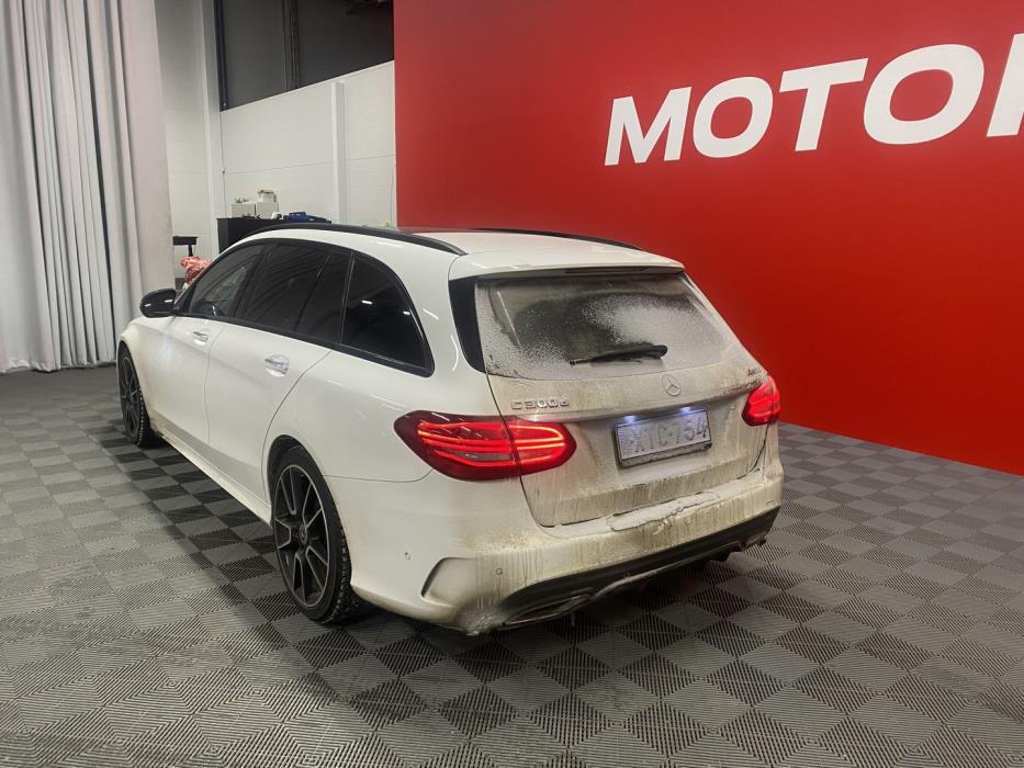 MERCEDES-BENZ C 2019