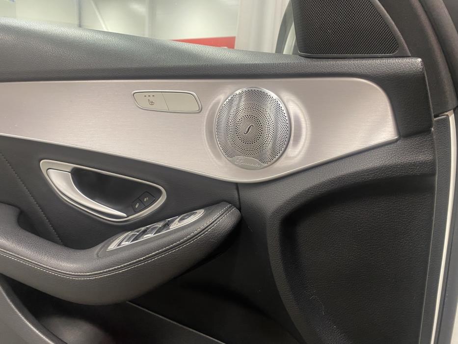 MERCEDES-BENZ C 2019