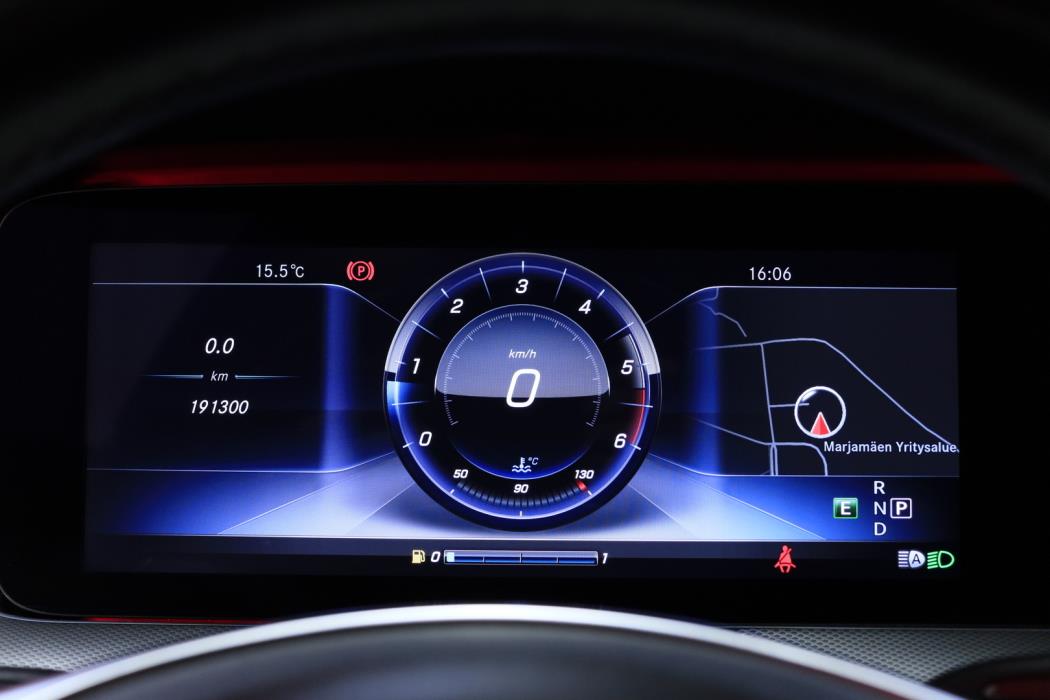 MERCEDES-BENZ E 2017