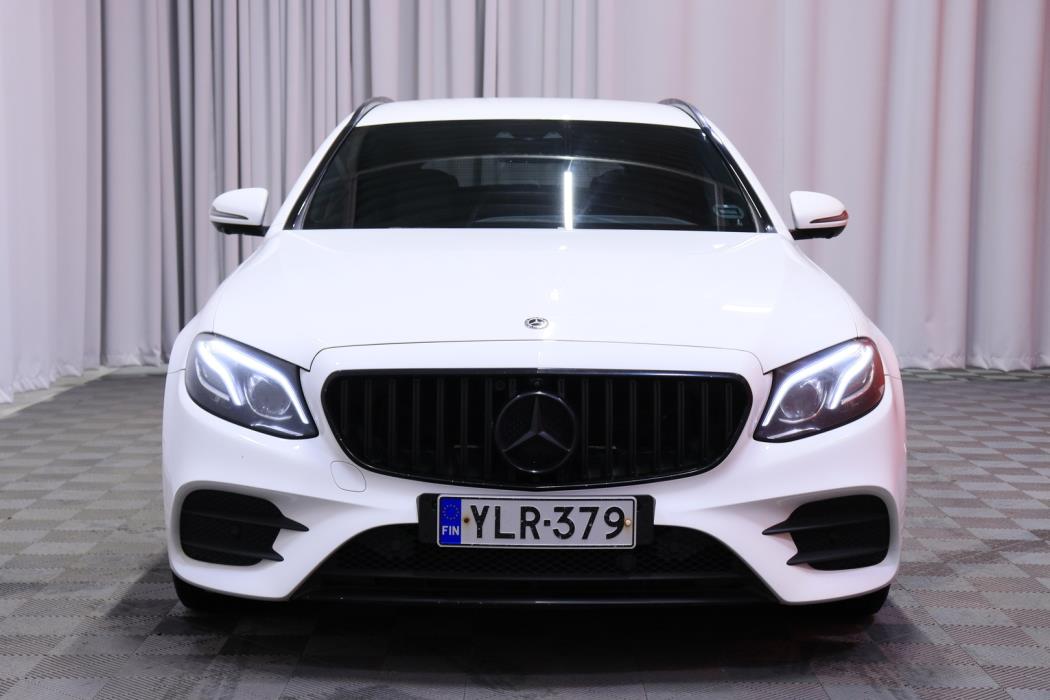 MERCEDES-BENZ E 2017