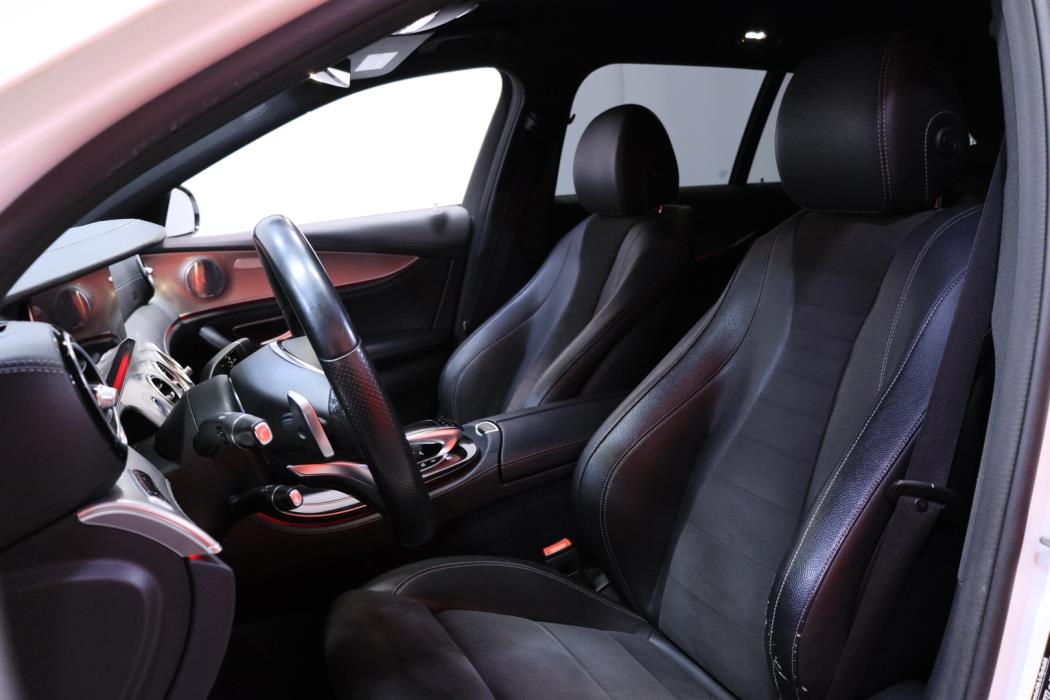 MERCEDES-BENZ E 2017