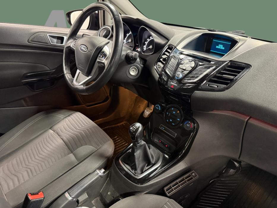 FORD Fiesta 2015