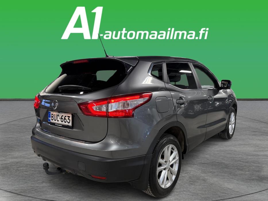 NISSAN Qashqai 2017