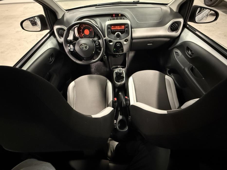 TOYOTA Aygo 2014