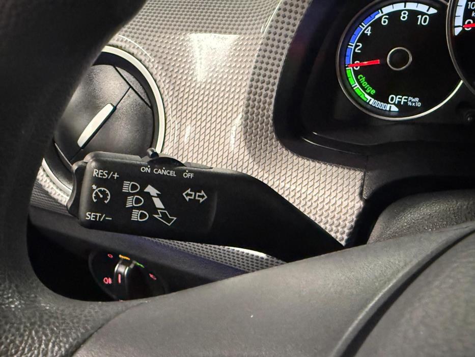 VOLKSWAGEN Up! 2021