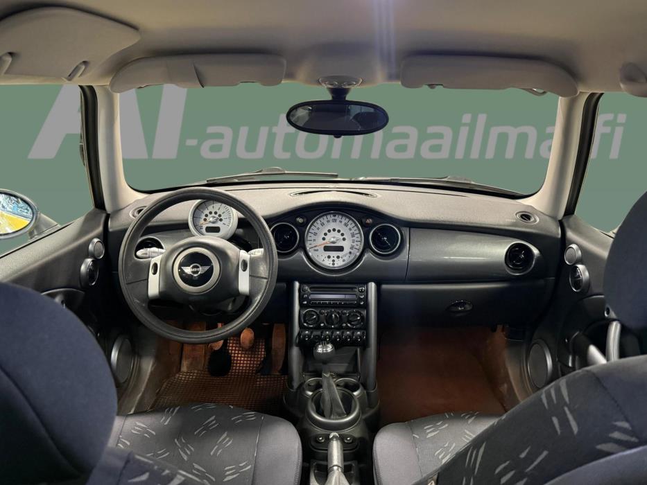 MINI One 2005