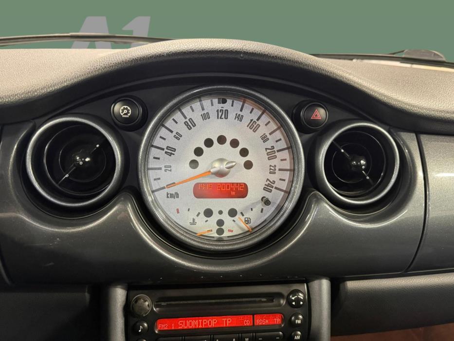 MINI One 2005