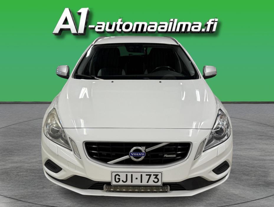 VOLVO V60 2011