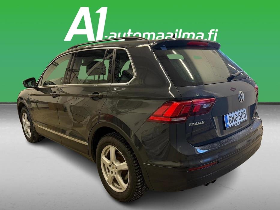 VOLKSWAGEN Tiguan 2016