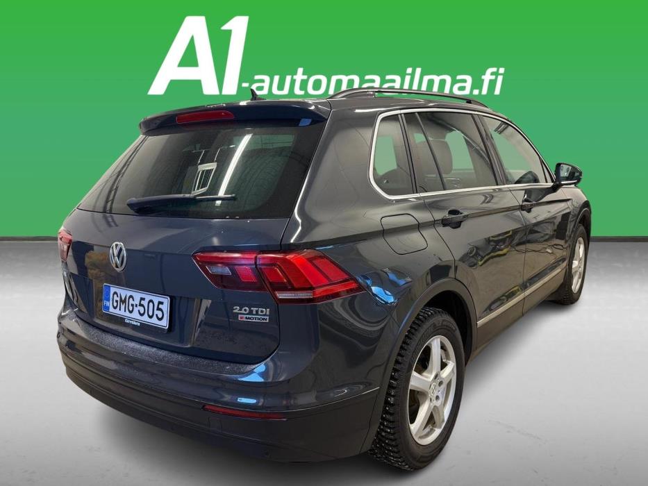 VOLKSWAGEN Tiguan 2016