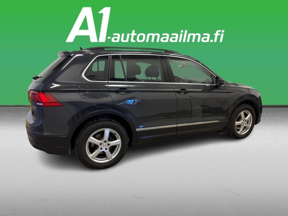 VOLKSWAGEN Tiguan 2016