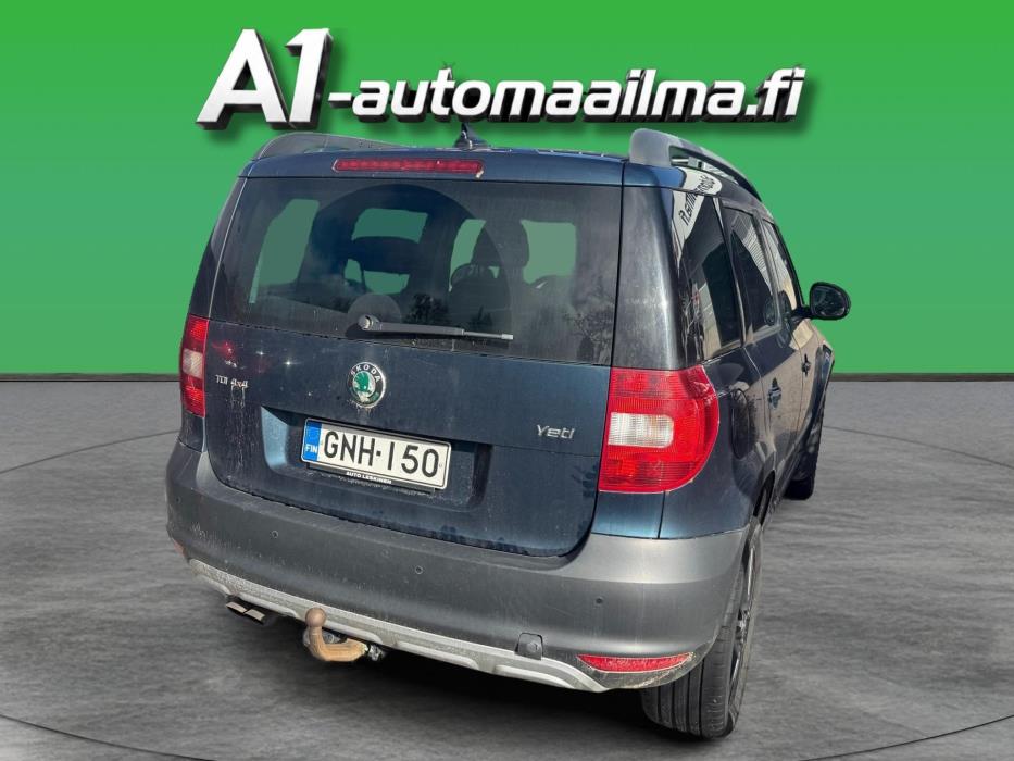 SKODA Yeti 2012