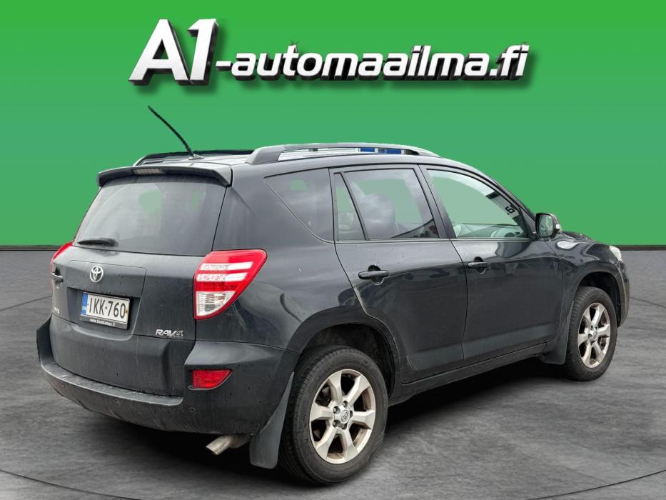 TOYOTA RAV4 2011