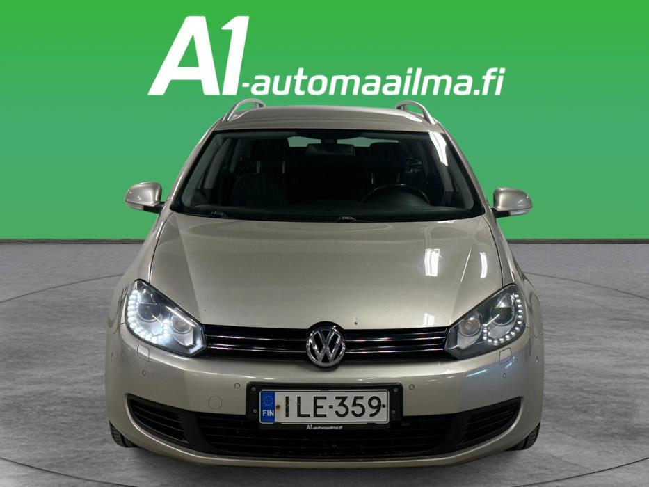 VOLKSWAGEN Golf 2013