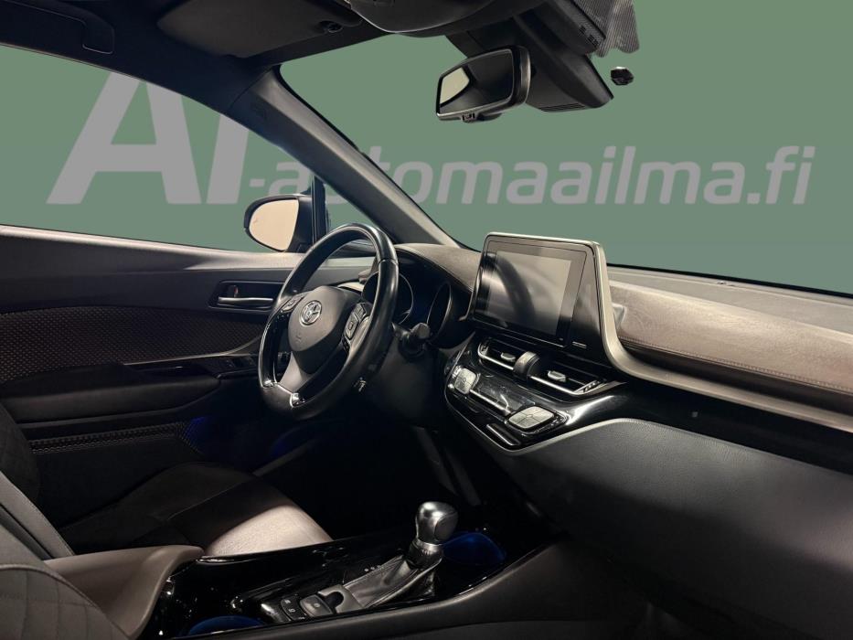 TOYOTA C-HR 2018