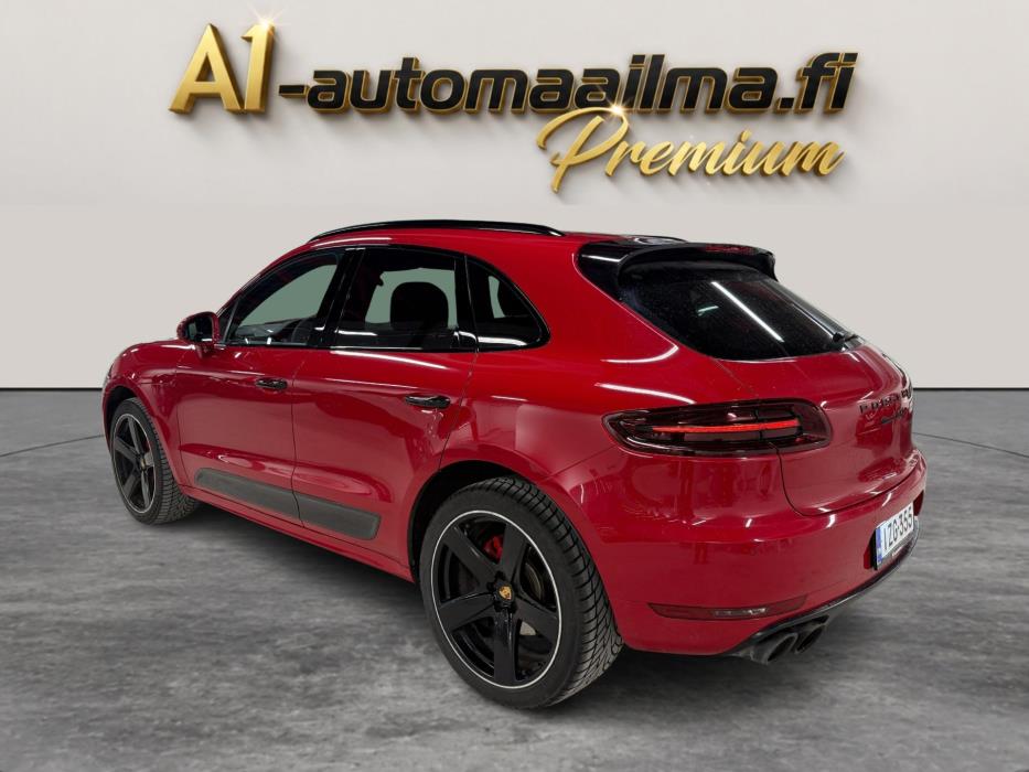 PORSCHE Macan 2017