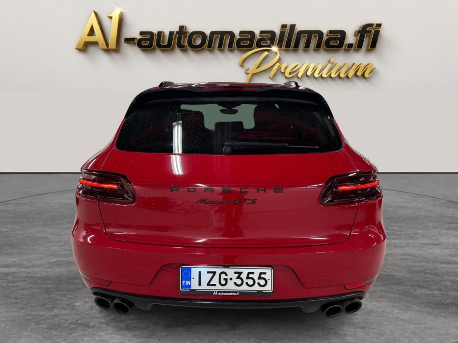 PORSCHE Macan 2017