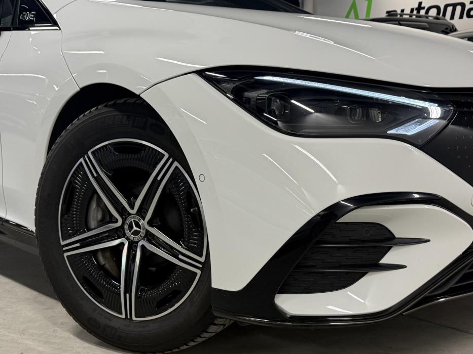 MERCEDES-BENZ EQE 2023