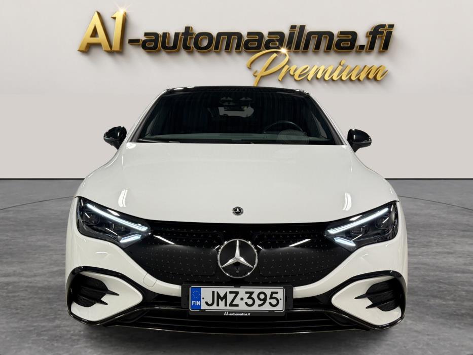 MERCEDES-BENZ EQE 2023