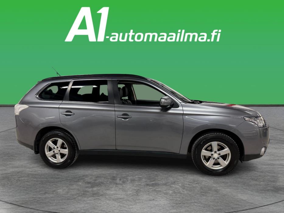 MITSUBISHI Outlander 2012