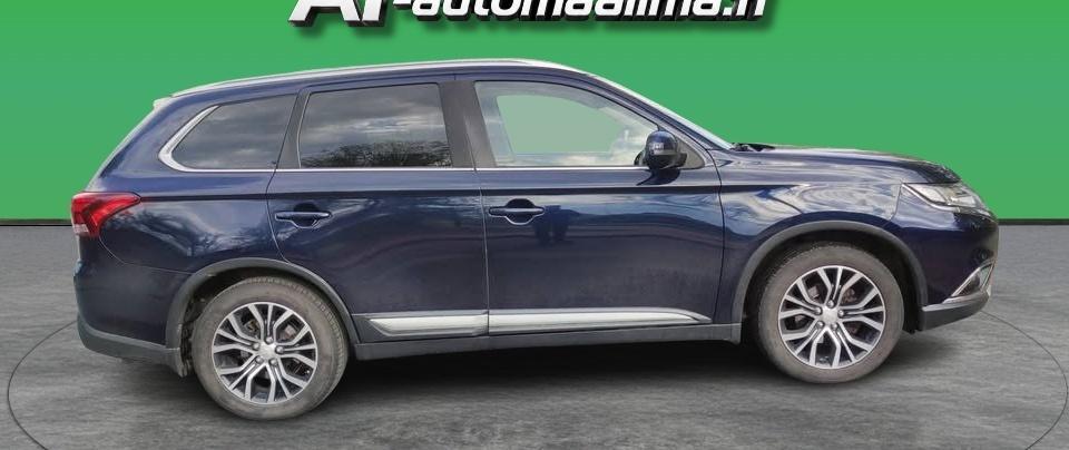 MITSUBISHI Outlander 2016