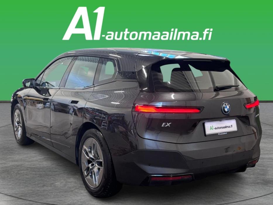 BMW iX 2022