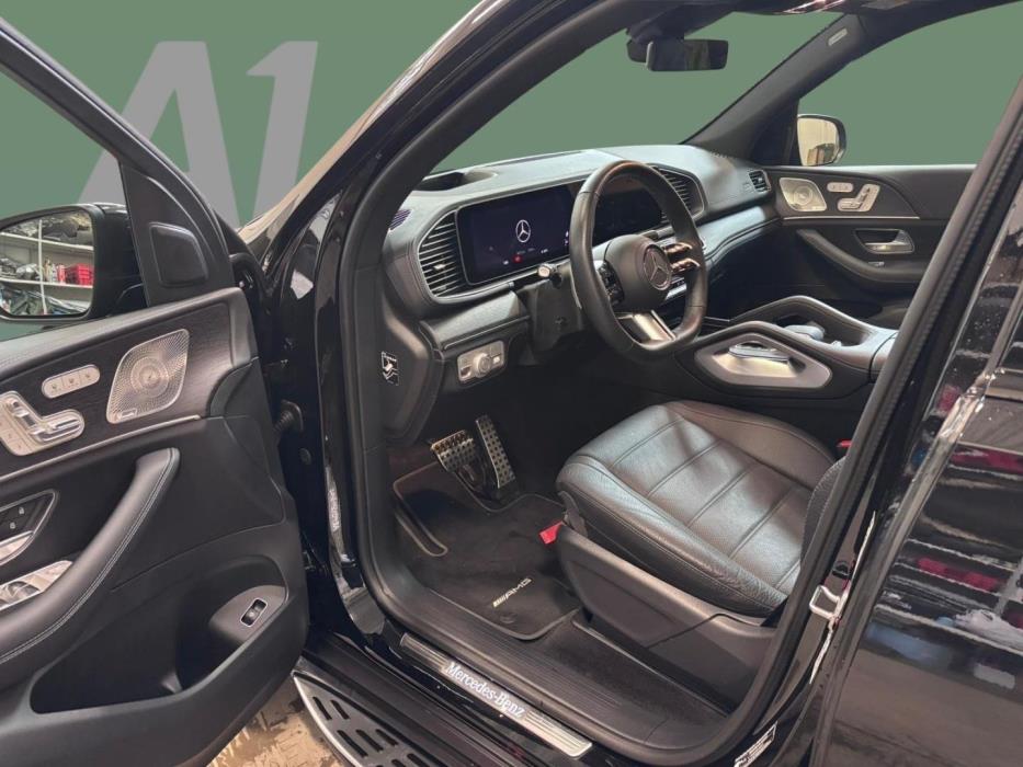 MERCEDES-BENZ GLS 2025