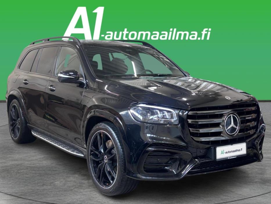 MERCEDES-BENZ GLS 2025