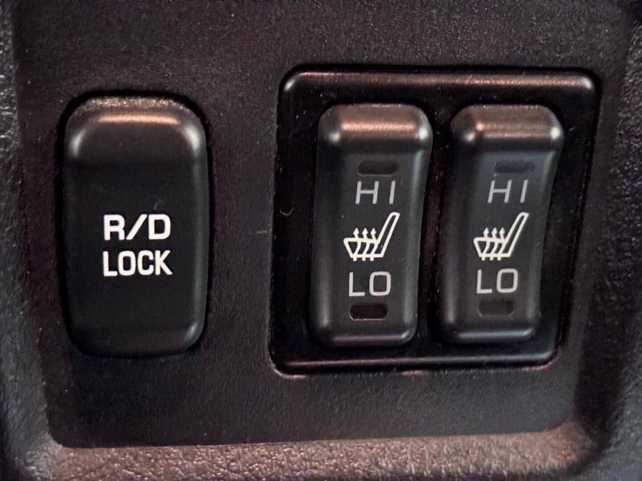 MITSUBISHI Pajero 2007