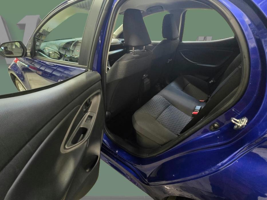 TOYOTA Yaris 2023