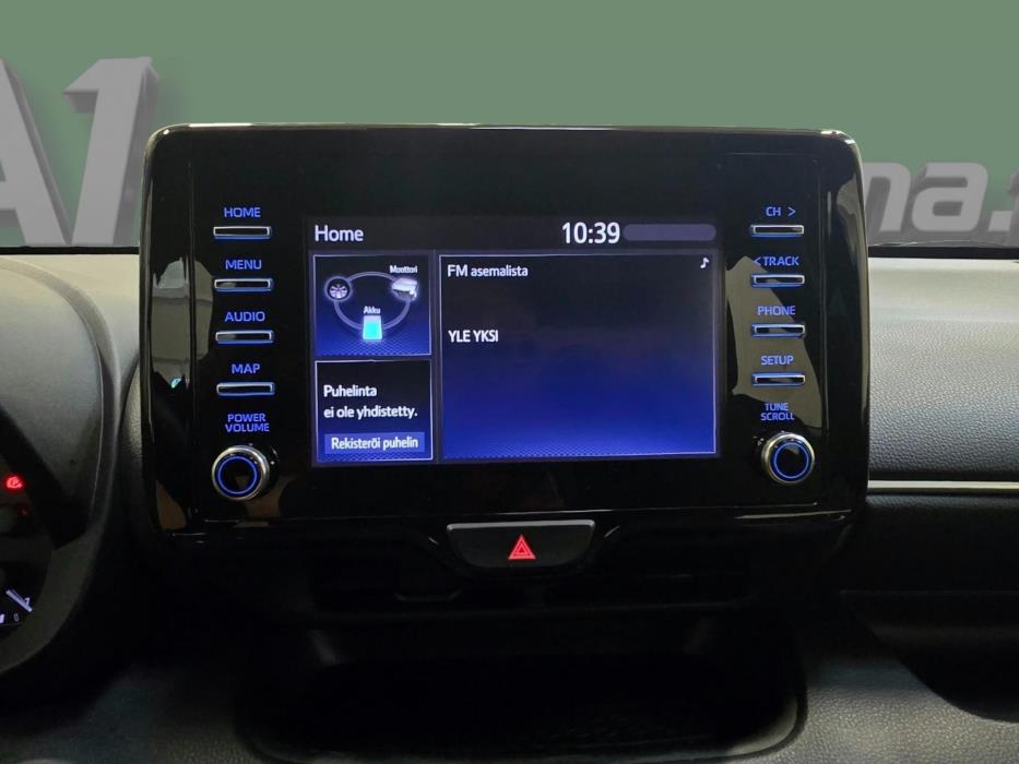 TOYOTA Yaris 2023