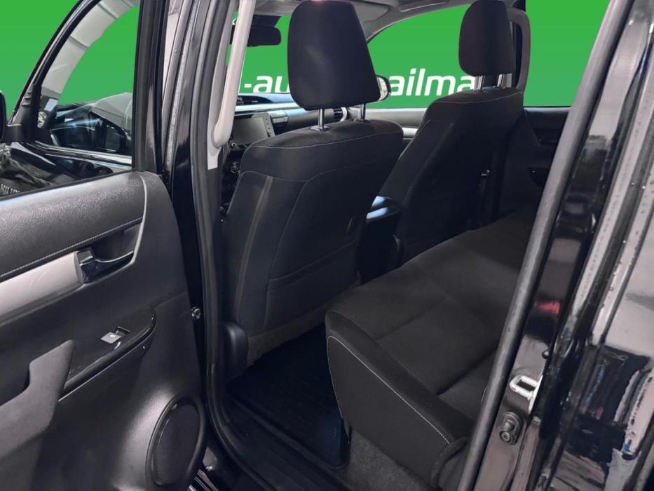 TOYOTA Hilux 2022
