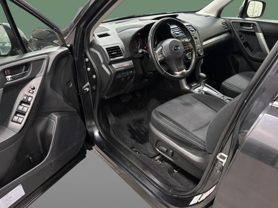 SUBARU Forester 2013