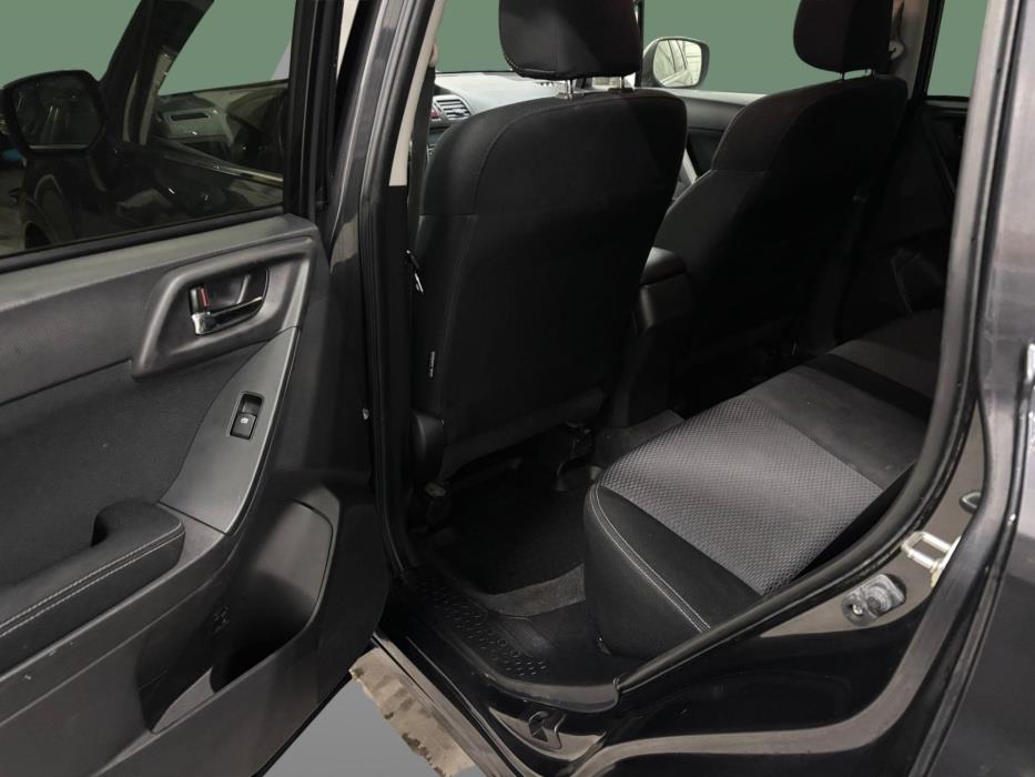 SUBARU Forester 2013