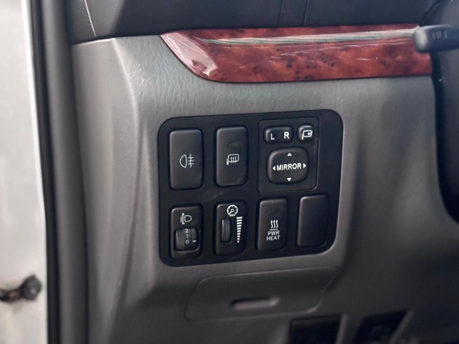 TOYOTA Land Cruiser 2006