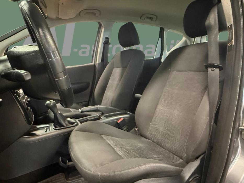TOYOTA Hilux 2019