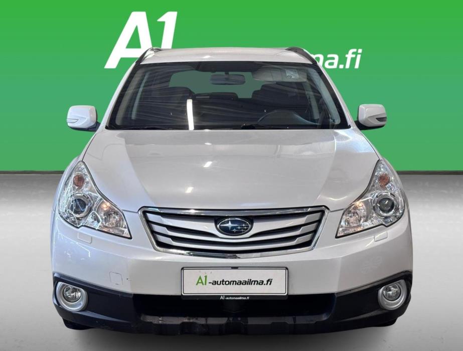 SUBARU Outback 2010